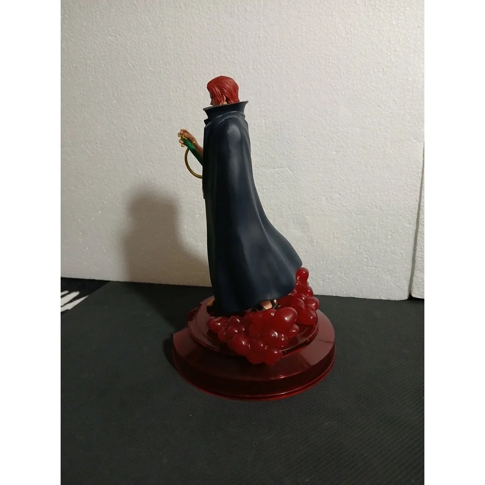 Shanks One Piece Anime Figure 7.75